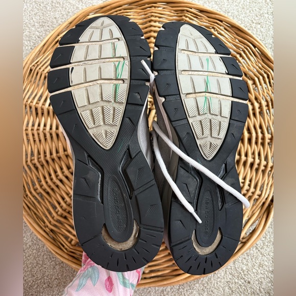 New Balance Gray Silver 990V5 Made In USA Running Sneakers Size 9.5 - Picture 9 of 9